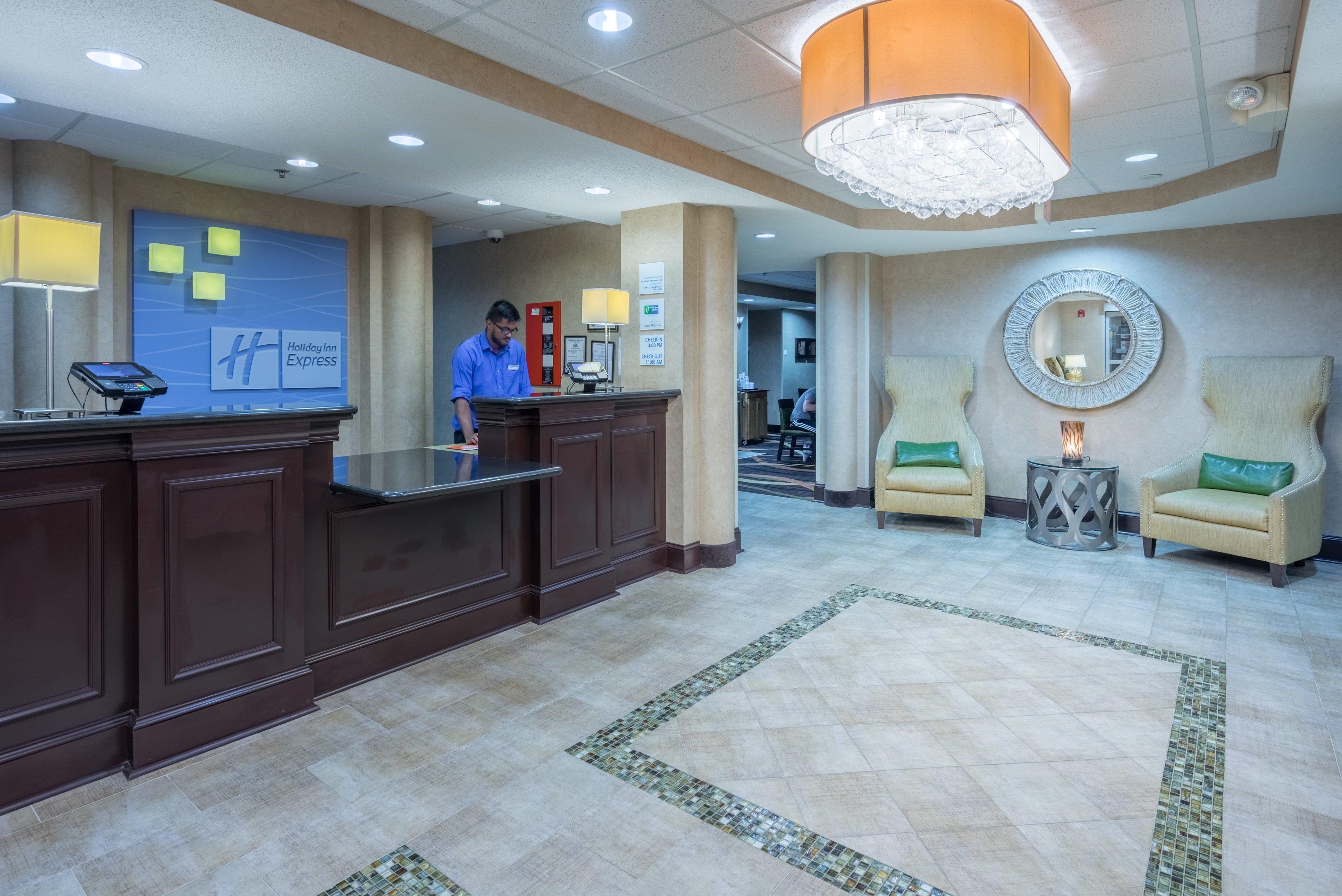 Holiday Inn Express Hanover By Ihg Eksteriør billede
