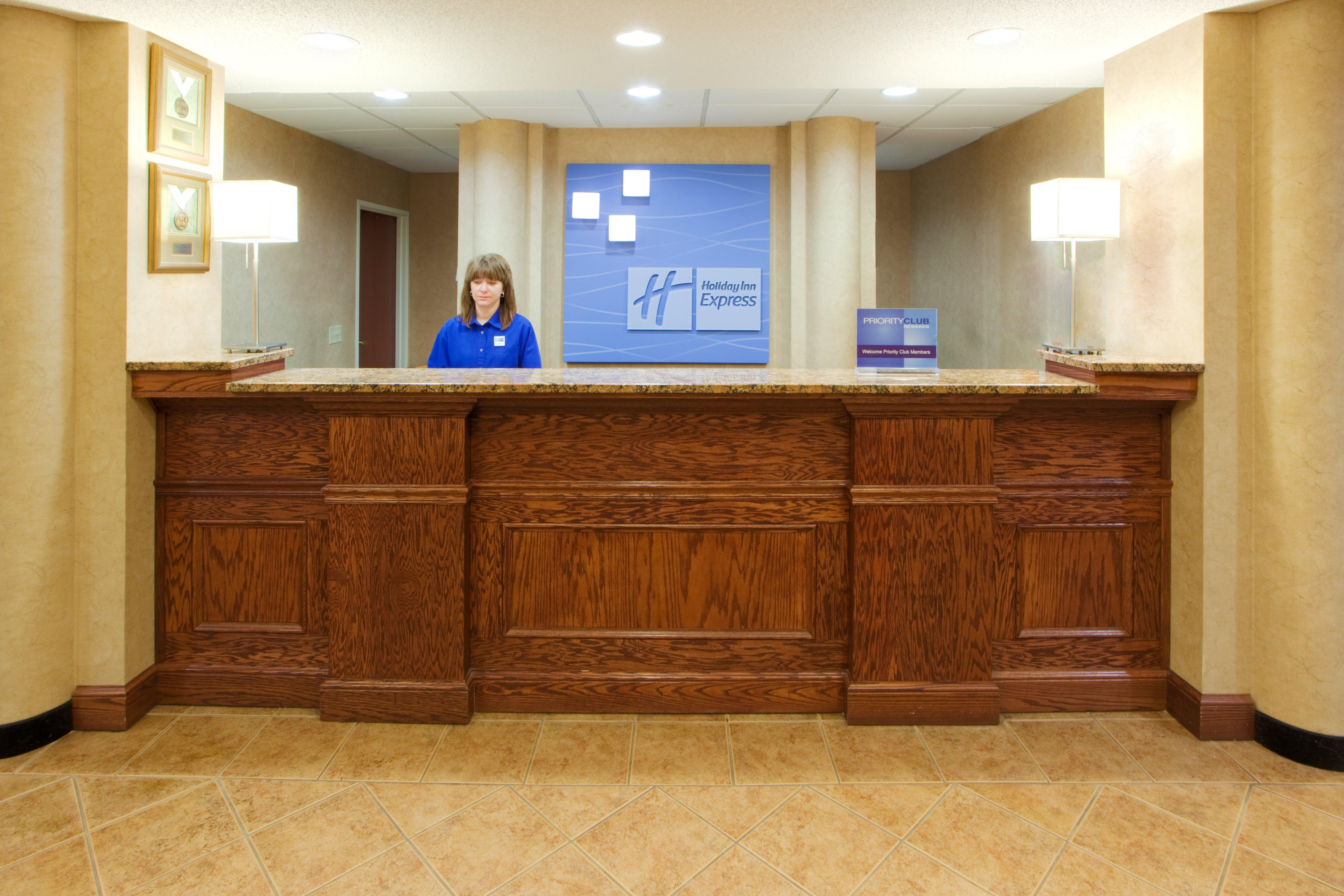 Holiday Inn Express Hanover By Ihg Eksteriør billede